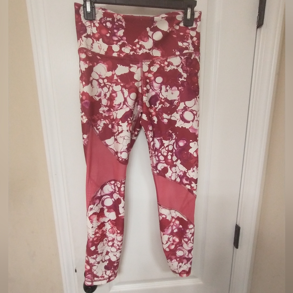 Under Armour Cranberry  and White Whimsical Patterned Leggings with Mesh Inserts - Picture 2 of 11